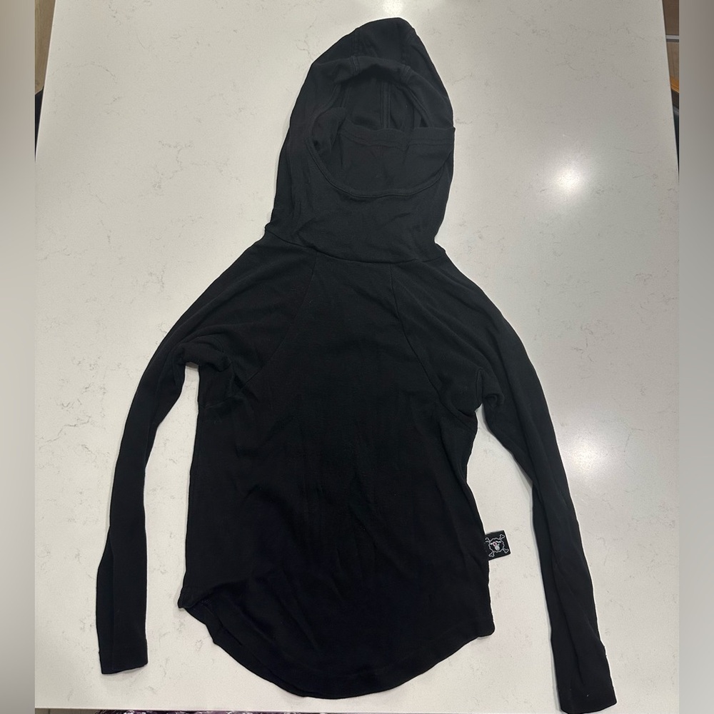 Nununu Black Long sleeve size 3-4